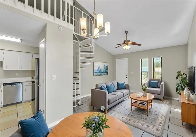 2nd image of 236 Village Crest Ct, Lakeland, FL 33809 | MLS# L4963306
