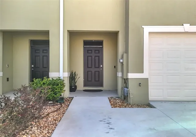 3rd image of 965 Lido Dr, Howey In The Hills, FL 34737 | MLS# S5153183