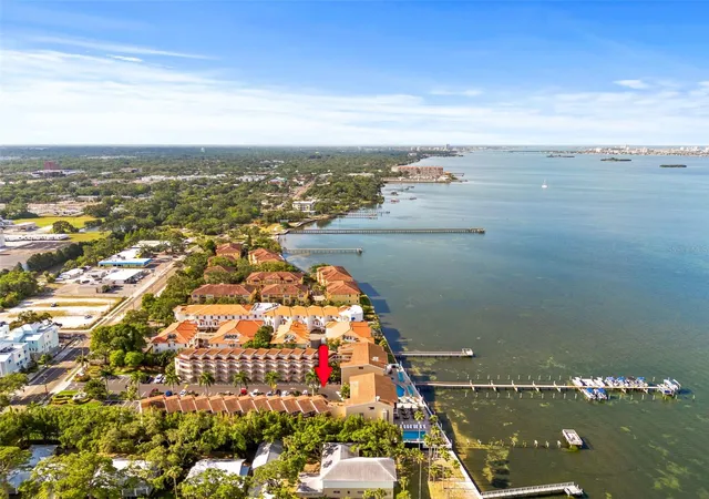 2nd image of 1420 Bayshore Blvd, DUNEDIN, FL 34698