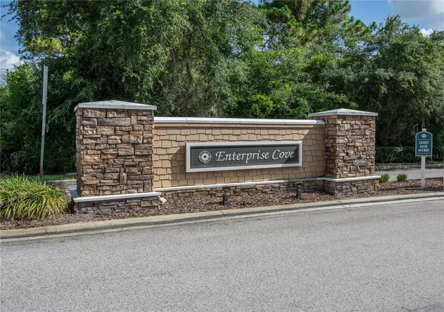 image of 930 Moonlight Cvs Rd, ORANGE CITY, FL 32763