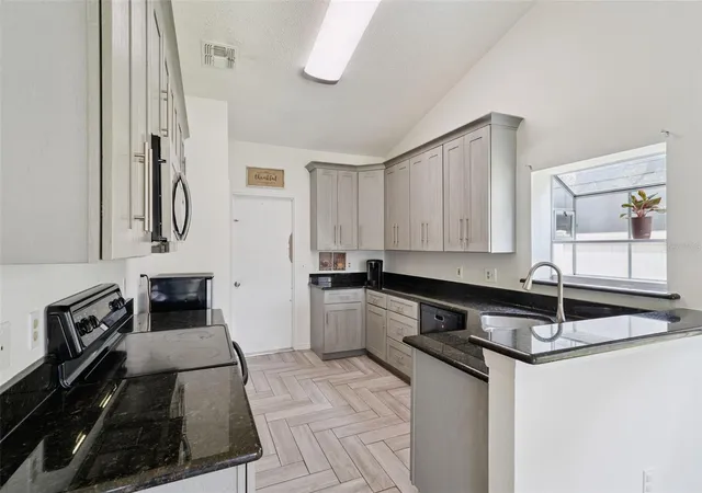 Photo 3 of Single family home for sale at 14532 Musket Fire Ln, Orlando, FL 32837 | MLS# O6422804 | Listing updated on 2026-09-20