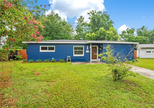 Photo 1 of Single family home for sale at 4901 Bristol Ct, Orlando, FL 32808 | MLS# O6422806 | Listing updated on 2026-10-07
