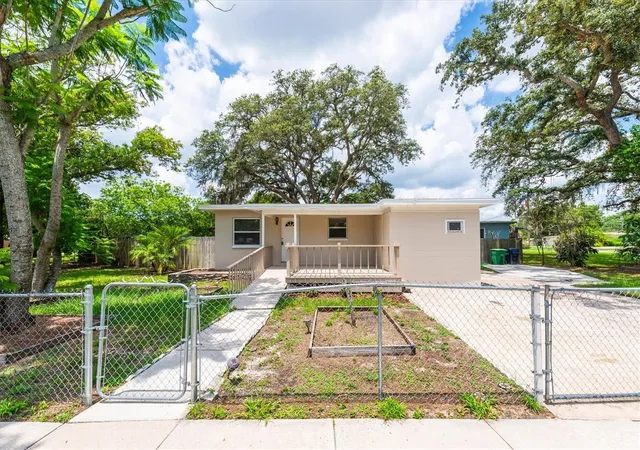 Photo 45 of Single family home for sale at 1808 S Club Ct, Tampa, FL 33612 | MLS# W7887397 | Listing updated on 2026-08-24