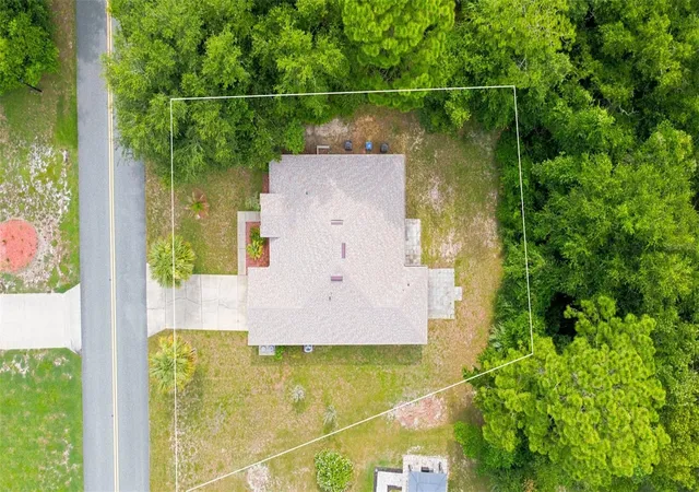 Homes for sale in Homosassa, FL | 57 Pine Dr, Homosassa, FL 34446 | MLS# W7887398