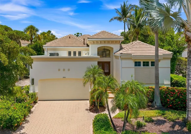 Homes for sale in Longboat Key, FL | 3526 Fair Oaks Lane, Longboat Key, FL 34228 | MLS# A4699212