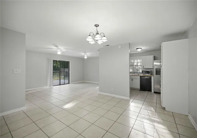 Photo 4 of Sale Pending at 2351 NE 40th Street, Ocala, FL 34479 | MLS# OM728004 | Listing updated on 2026-09-08