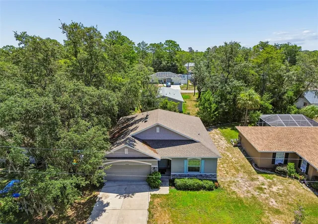 Photo 3 of Single family home for sale at 4068 Mendota Ave, Spring Hill, FL 34606 | MLS# TB8526483 | Listing updated on 2026-09-28