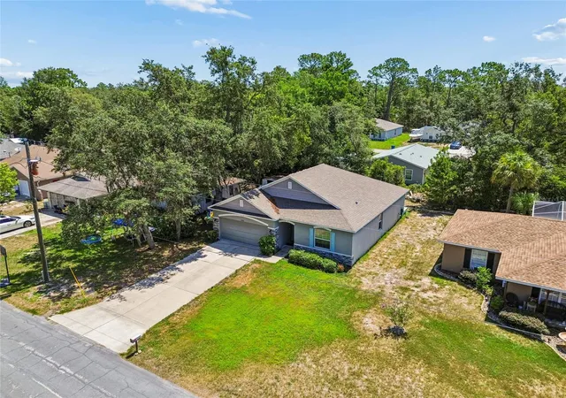 Photo 4 of Single family home for sale at 4068 Mendota Ave, Spring Hill, FL 34606 | MLS# TB8526483 | Listing updated on 2026-09-28