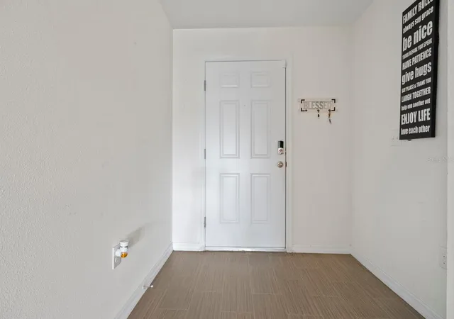 Photo 3 of Single family home for sale at 27 Magnolia Blossom Ln, Kissimmee, FL 34759 | MLS# S5153191 | Listing updated on 2026-08-03