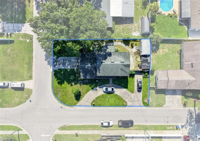 Photo 4 of Single family home for sale at 1500 Ave G NE, Winter Haven, FL 33881 | MLS# L4963311 | Listing updated on 2026-08-29