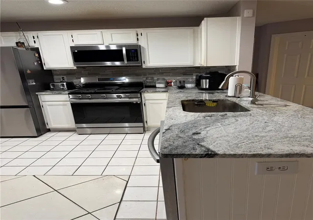 Homes for sale in Deltona, FL | 770 Sweetbrier Dr, Deltona, FL 32725 | MLS# O6422831