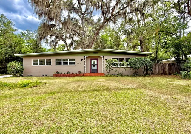 1st image of 905 Nw 36th Ave, Gainesville, FL 32609 | MLS# GC541749