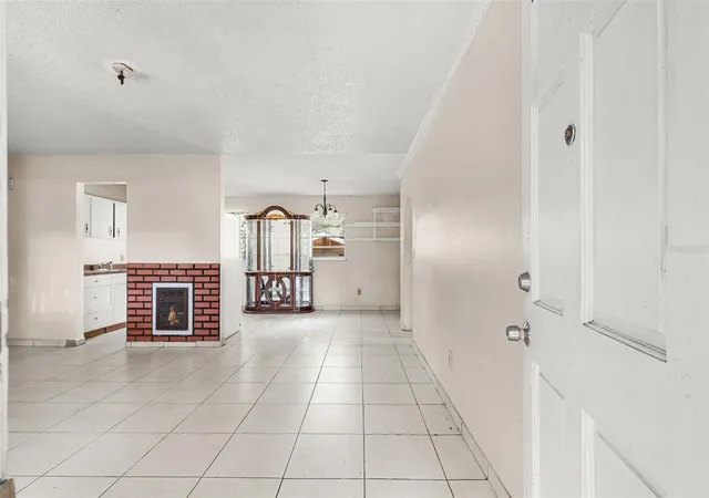 3rd image of 3805 S Tampa Ave, Orlando, FL 32839 | MLS# OM728005