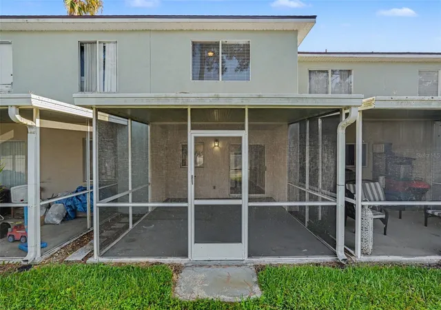 18th image of 2125 Fluorshire Dr, Brandon, FL 33511 | MLS# O6422862