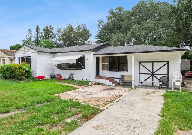 Photo 3 of Single family home for sale at 1411 35th Street, Orlando, FL 32839 | MLS# O6422873 | Listing updated on 2026-09-05