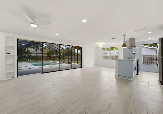 4th image of 4731 Atlantic Ave, Sarasota, FL 34233 | MLS# GC541755