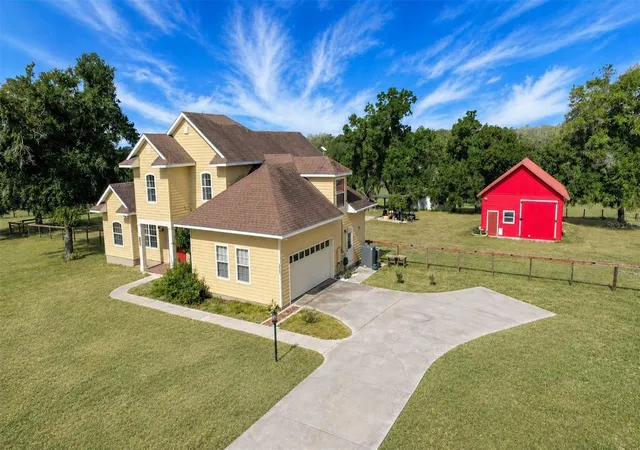 2nd image of 35405 Stagecoach Trl, Eustis, FL 32736 | MLS# O6422884