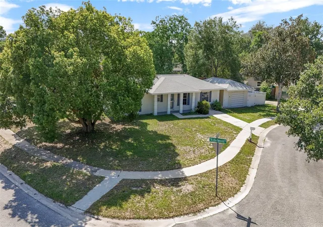 Homes for sale in Winter Springs, FL | 142 Bayberry Ct, Winter Springs, FL 32708 | MLS# O6422888