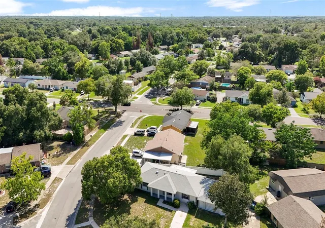 Homes for sale in Winter Springs, FL | 142 Bayberry Ct, Winter Springs, FL 32708 | MLS# O6422888