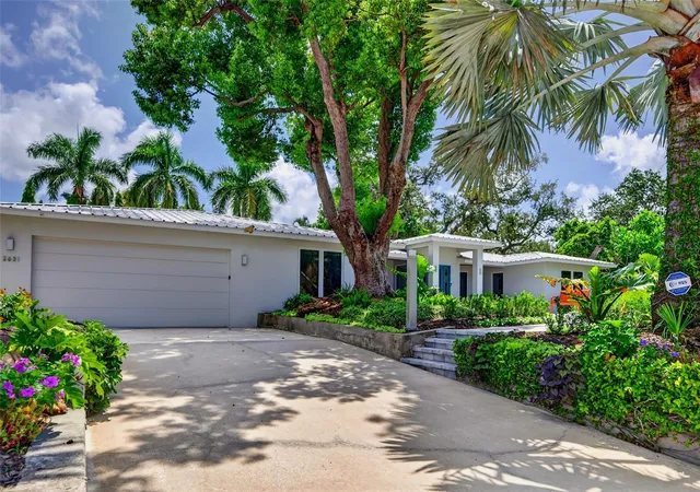 Photo 2 of Single family home for sale at 2631 Puritan Ter, Sarasota, FL 34239 | MLS# A4699231 | Listing updated on 2026-09-21
