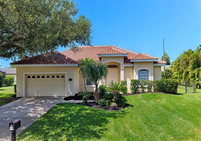 Homes for sale in Nokomis, FL | 439 E Rossetti Dr, Nokomis, FL 34275 | MLS# A4699234
