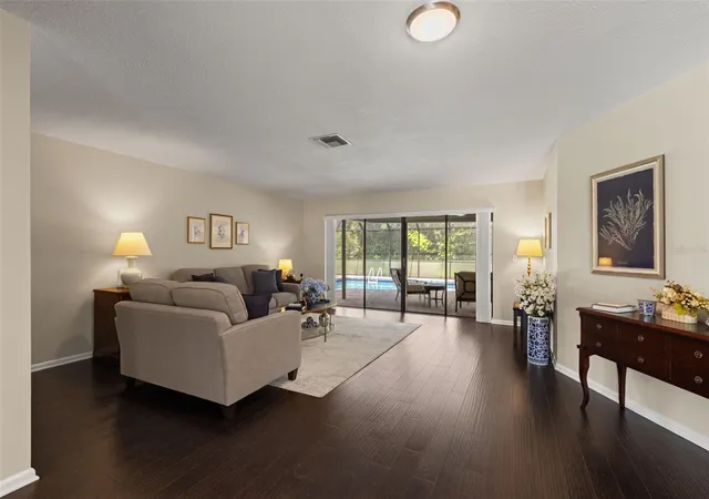 Homes for sale in Tampa, FL | 13916 Middle Park Dr, Tampa, FL 33624 | MLS# TB8526531