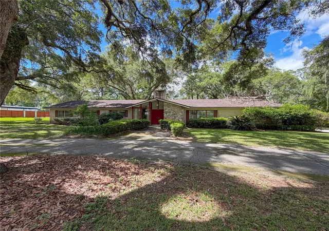 5th image of 11131 Nw 11Th Ave, Gainesville, FL 32606 | MLS# GC541759