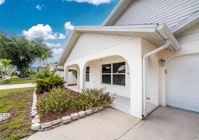 Photo 2 of Single family home for sale at 1458 Strada D Argento, Venice, FL 34292 | MLS# N6144952 | Listing updated on 2026-08-23