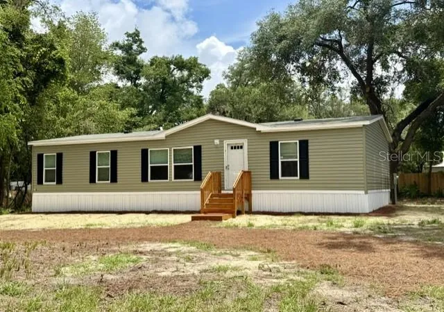 Homes for sale in Chiefland, FL | 713 Ne 3rd St, Chiefland, FL 32626 | MLS# GC541764