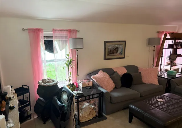 Photo 3 of Single family home for sale at 2415 Mayer St, Orlando, FL 32806 | MLS# O6422915 | Listing updated on 2026-09-07