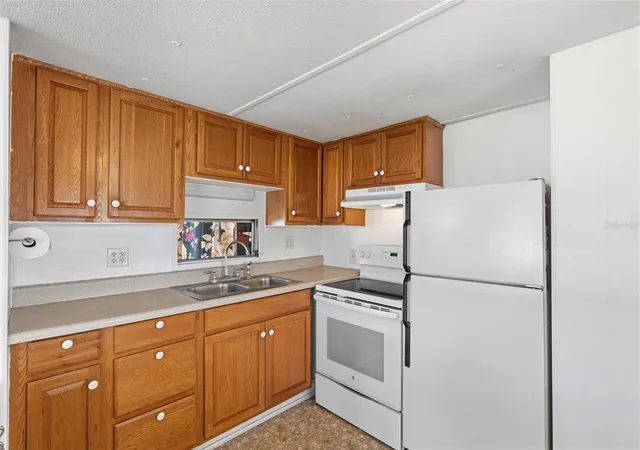 Homes for sale in Saint Petersburg, FL | 4687 67Th St N #23, Saint Petersburg, FL 33709 | MLS# TB8526552
