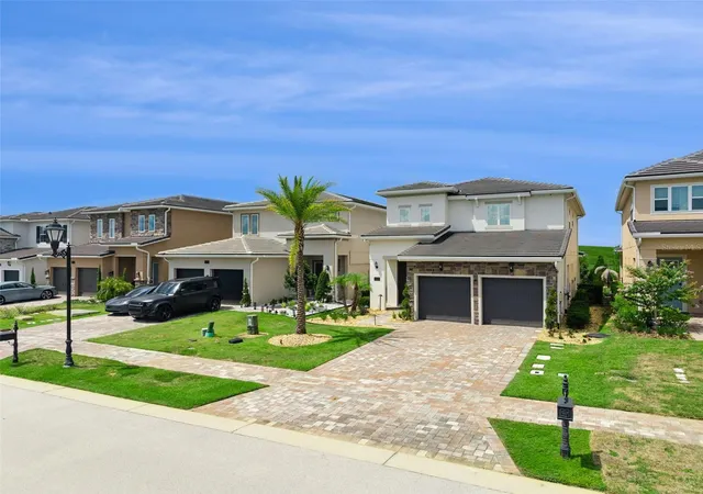 Photo 3 of Single family home for sale at 15702 Vetta Dr, Montverde, FL 34756 | MLS# G5114741 | Listing updated on 2026-10-03