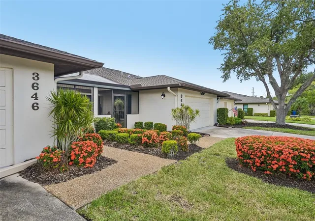 Photo 3 of Single family home for sale at 3646 Gleneagle Dr #10B, Sarasota, FL 34238 | MLS# A4699242 | Listing updated on 2026-08-31