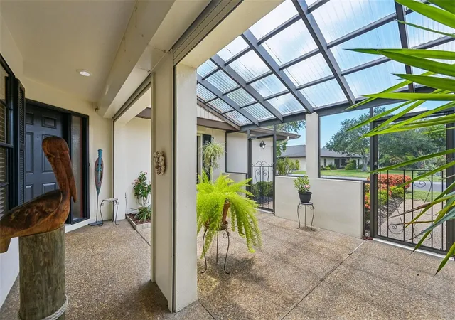 Photo 3 of House for sale at 3646 Gleneagle Dr #10B, Sarasota, FL 34238 | MLS# A4699242 | Listing updated on 2026-08-31