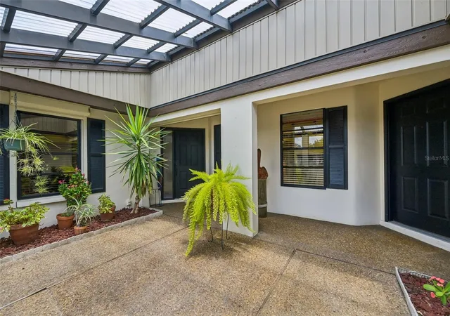 Photo 4 of House for sale at 3646 Gleneagle Dr #10B, Sarasota, FL 34238 | MLS# A4699242 | Listing updated on 2026-08-31
