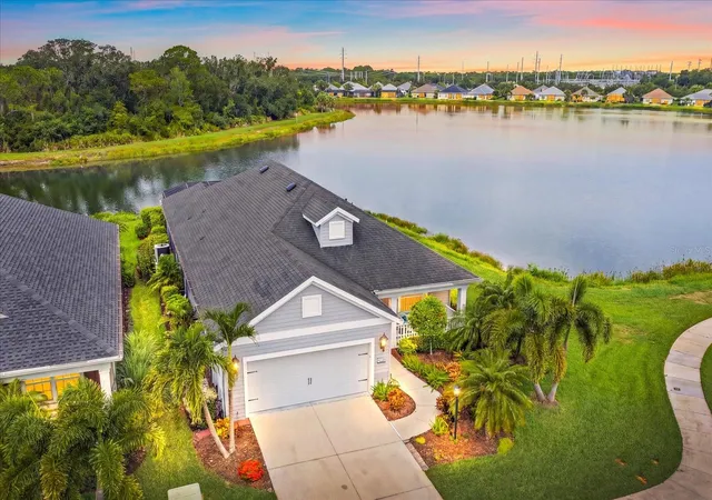 Homes for sale in Bradenton, FL | 4716 Creekridge Ct, Bradenton, FL 34203 | MLS# A4699245