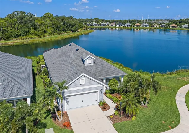 Homes for sale in Bradenton, FL | 4716 Creekridge Ct, Bradenton, FL 34203 | MLS# A4699245