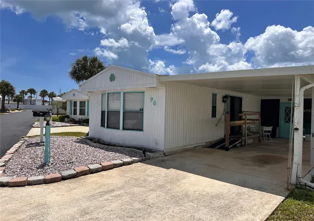 2nd image of 96 Merrimac Dr, Flagler Beach, FL 32136 | MLS# FC319787