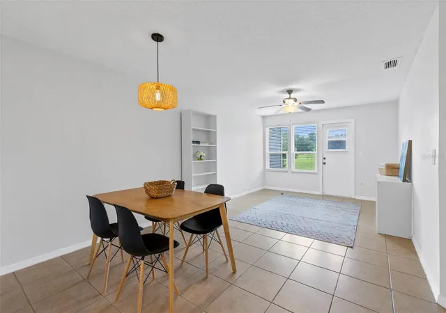 Listing Photo 1 - Condo for sale in building located at 9514 Darien Ave, ORLANDO, FL 32817 - Unit #9514