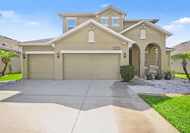 1st image of 1374 Merion Dr, Mount Dora, FL 32757 | MLS# O6422934