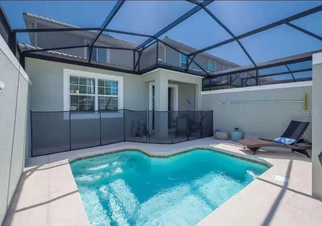 Photo 2 of Townhouse for sale at 4975 Windermere Ave, Kissimmee, FL 34746 | MLS# O6422940 | Listing updated on 2026-07-10