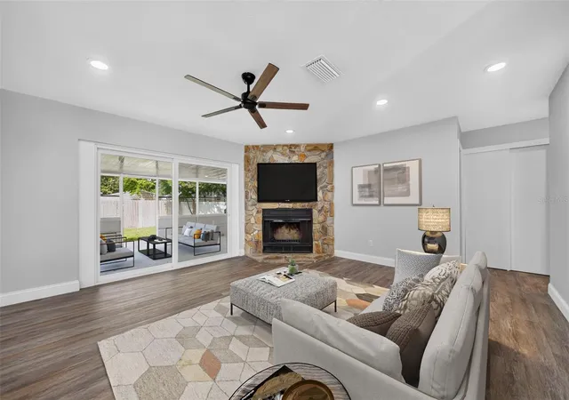 Photo 4 of Single family home for sale at 12100 Carolina Woods Ln, Orlando, FL 32824 | MLS# O6422942 | Listing updated on 2026-09-14