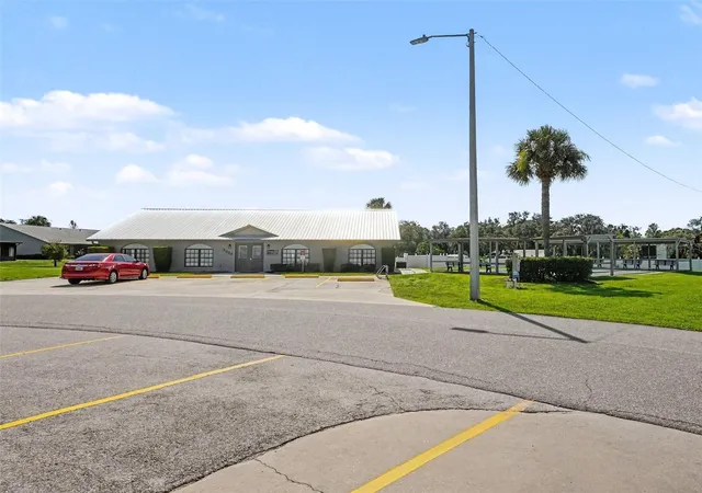 31st image of 1717 W Orangewood Ln #4, Avon Park, FL 33825 | MLS# TB8526581