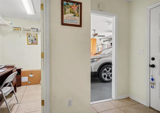 5th image of 1717 W Orangewood Ln #4, Avon Park, FL 33825 | MLS# TB8526581