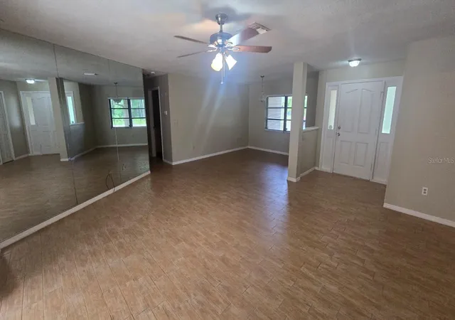 3rd image of 5461 Oakridge Dr, Palm Harbor, FL 34685 | MLS# TB8526582