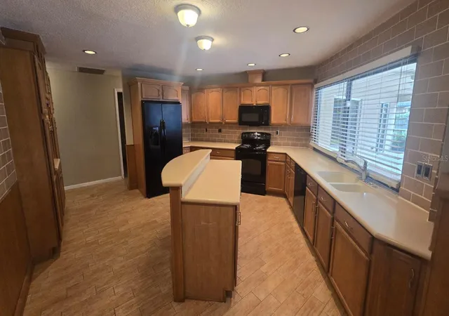 5th image of 5461 Oakridge Dr, Palm Harbor, FL 34685 | MLS# TB8526582