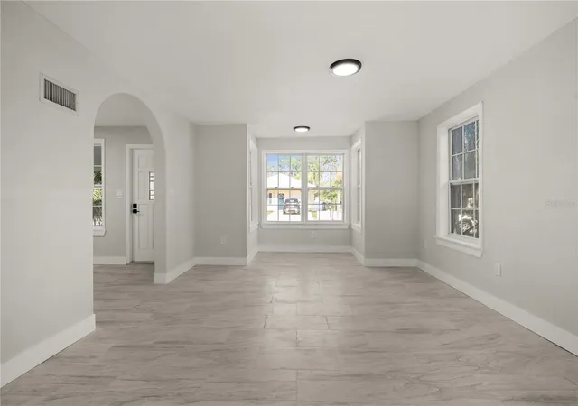4th image of 309 Bath St, Tarpon Springs, FL 34689 | MLS# TB8526597