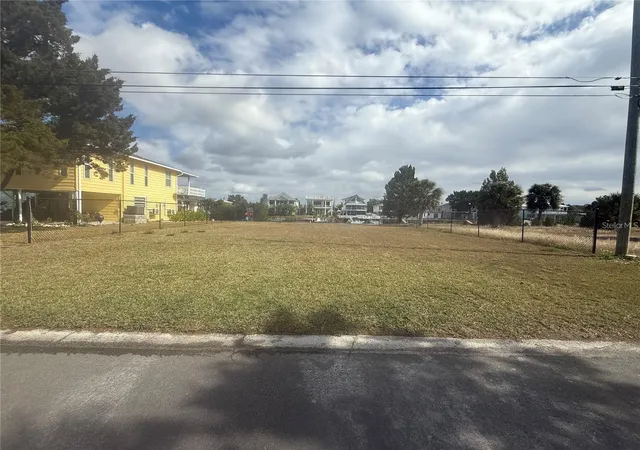 Homes for sale in Hernando Beach, FL | 3220 Azalea Dr, Hernando Beach, FL 34607 | MLS# TB8526599