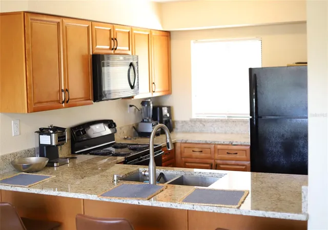 3rd image of 695 & 693 Belflower Pl, Altamonte Springs, FL 32701 | MLS# O6422965