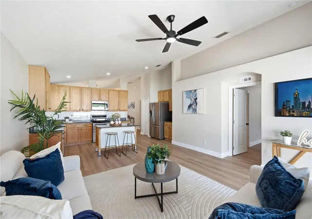 Photo 3 of Single family home for sale at 2946 Star Grass Point, Oviedo, FL 32766 | MLS# O6422967 | Listing updated on 2026-09-30